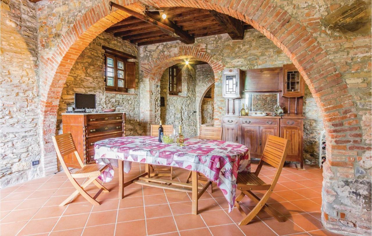 Beautiful Home In Pieve A Elici -Lu- With Kitchen Massarosa Exterior foto